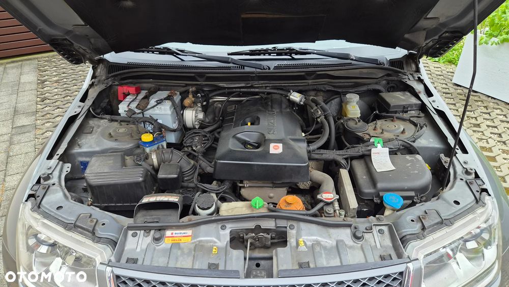 Suzuki Grand Vitara 2.0 Comfort - 16