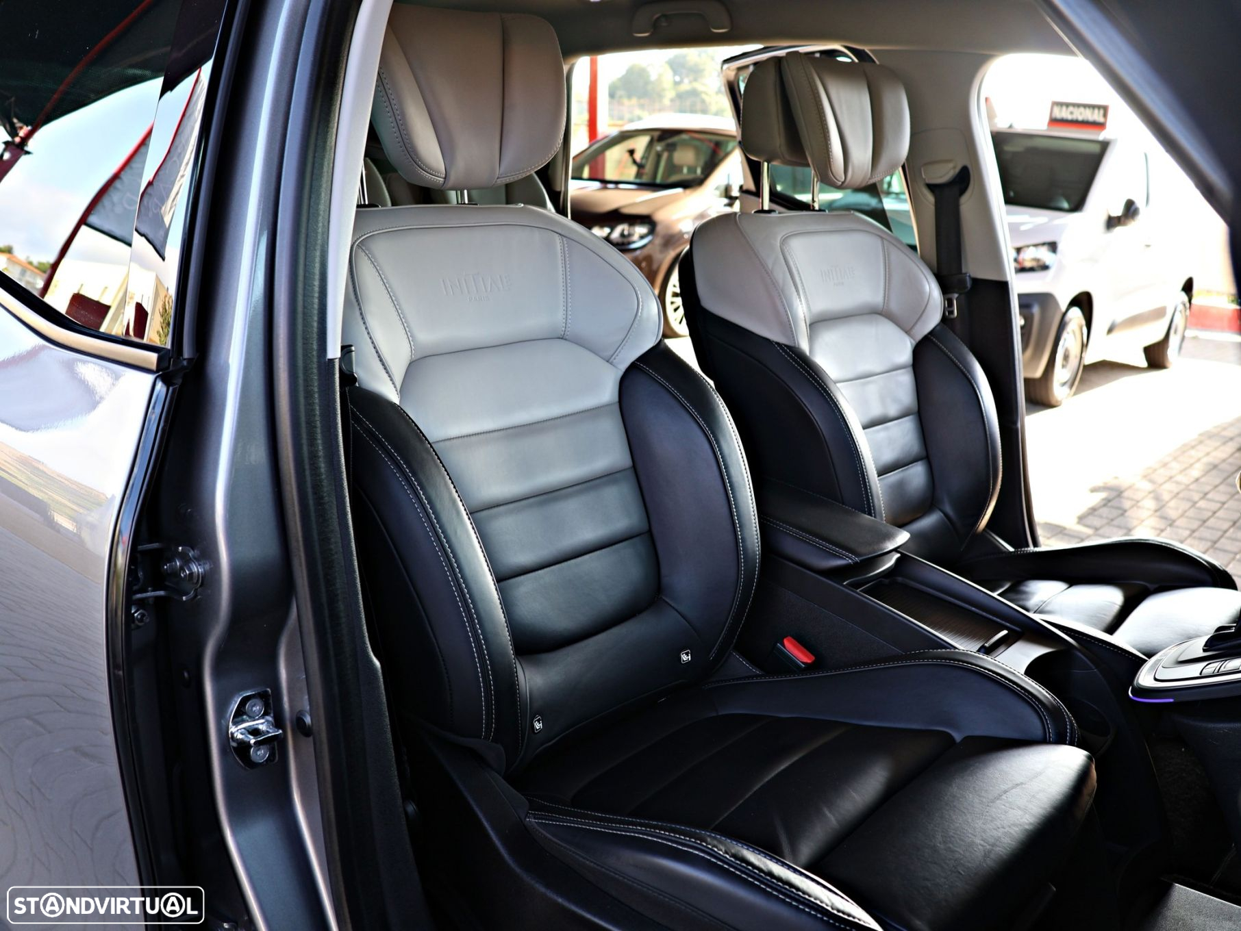 Renault Grand Scénic ENERGY dCi 160 EDC INITIALE PARIS - 24