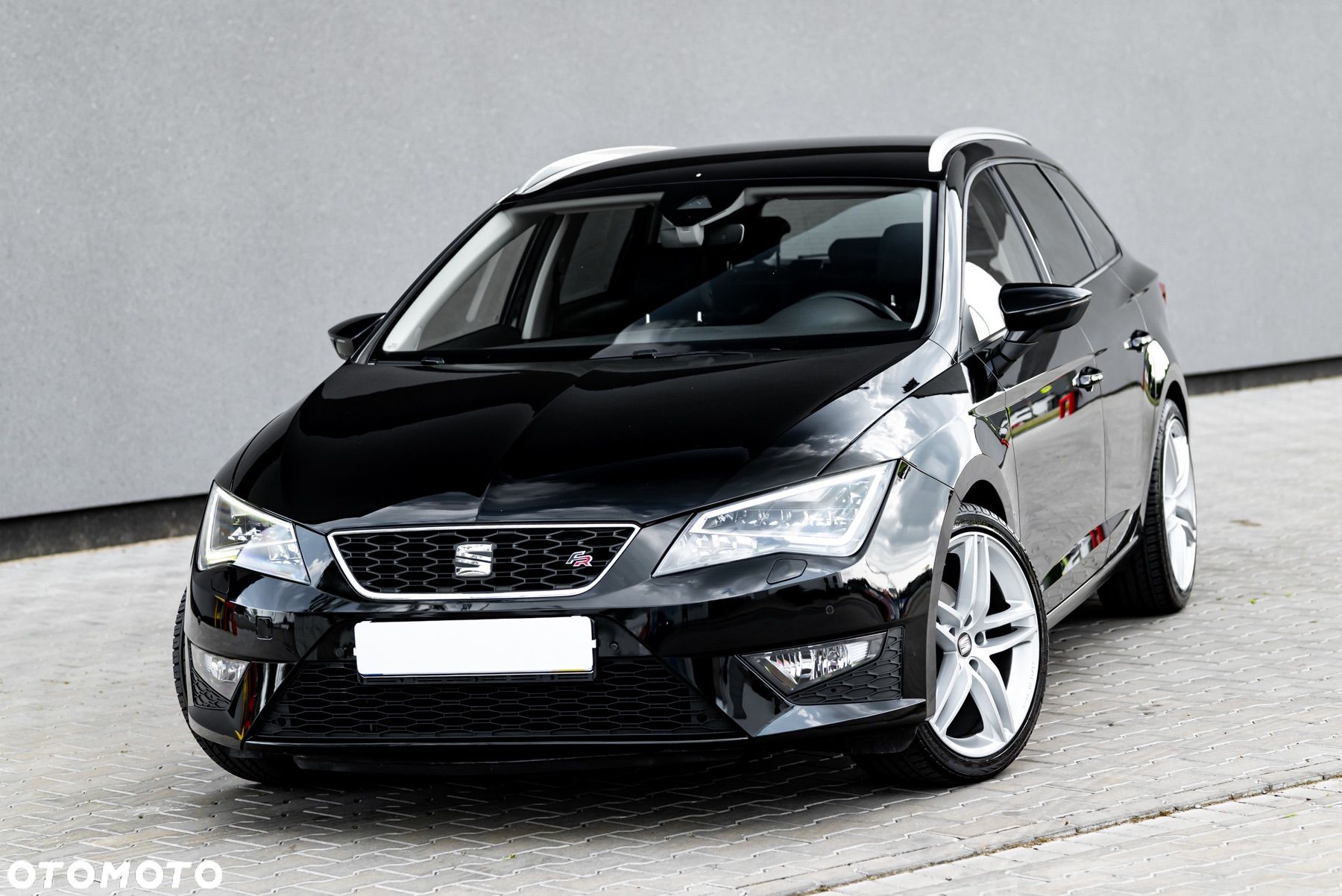 Seat Leon ST 1.4 TSI ACT Start&Stop DSG FR - 1