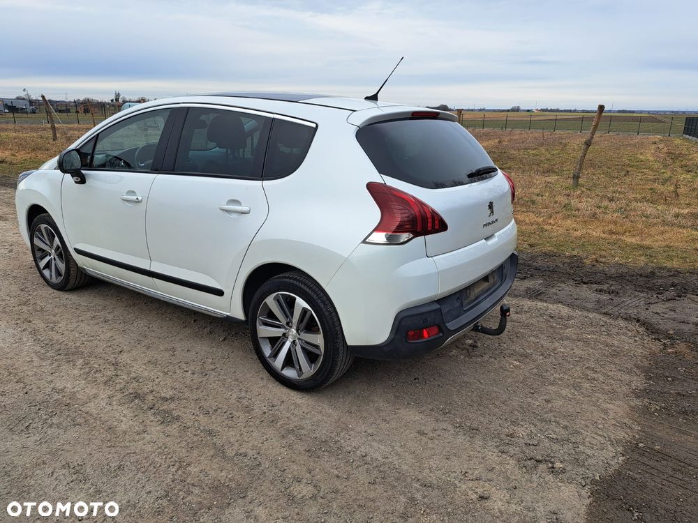 Peugeot 3008 1.6 HDi Premium - 3