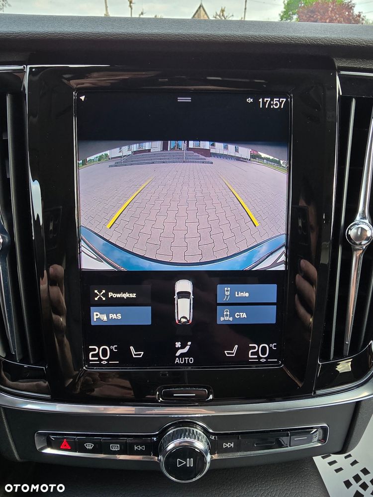 Volvo V90 Cross Country D5 AWD Geartronic - 33