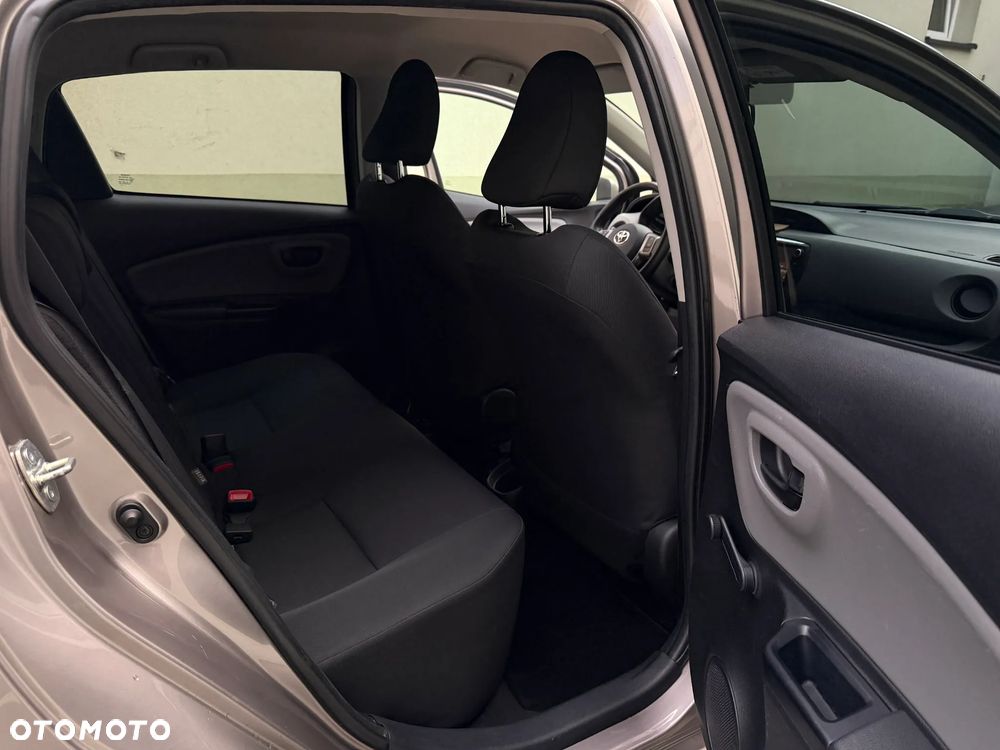 Toyota Yaris 1.33 VVT-i Executive - 15