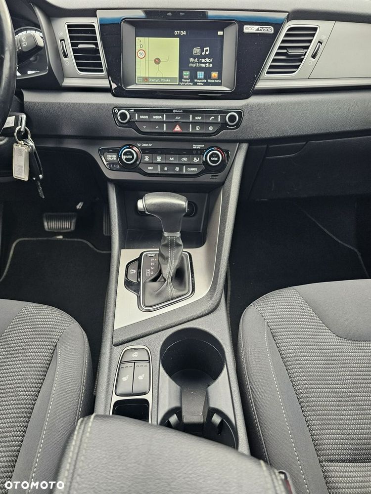 Kia Niro - 34