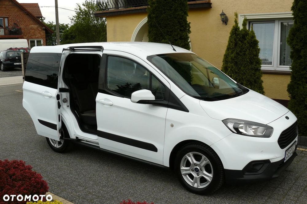 Ford Transit Courier Trend - 24