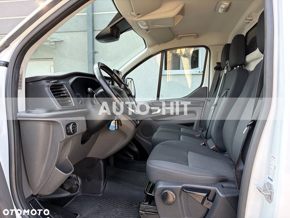Ford Transit - 24
