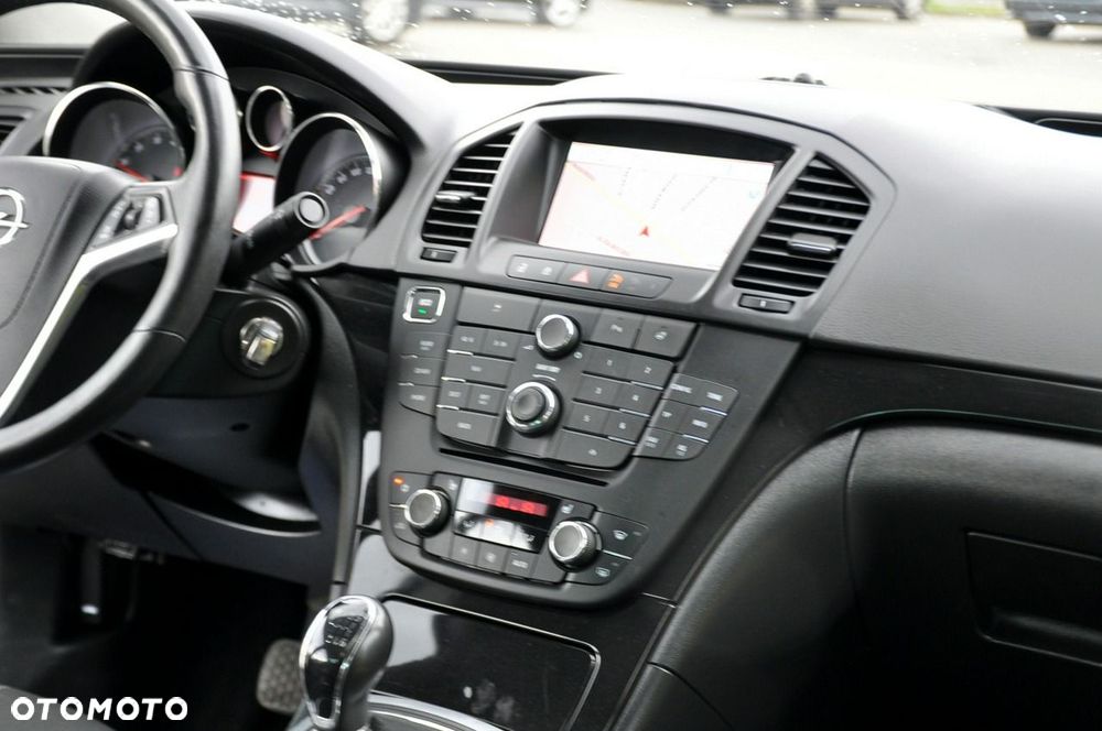 Opel Insignia - 26