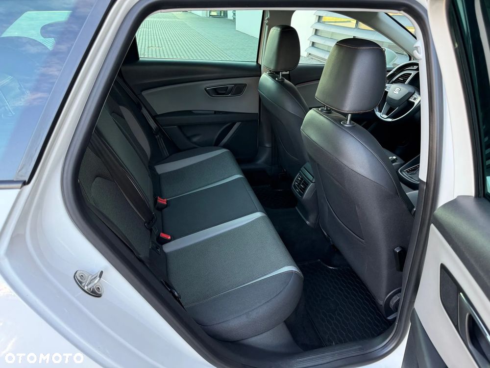 Seat Leon ST 2.0 TDI Start&Stop 4Drive DSG X-Perience - 23