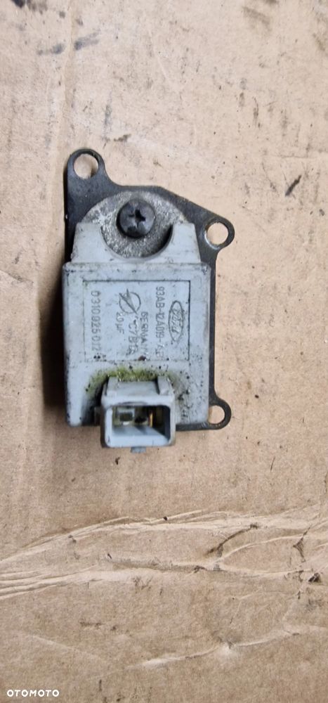 Moduł zapłonu zapłonowy Ford Mondeo MK3 93AB-12A019-AB - 1