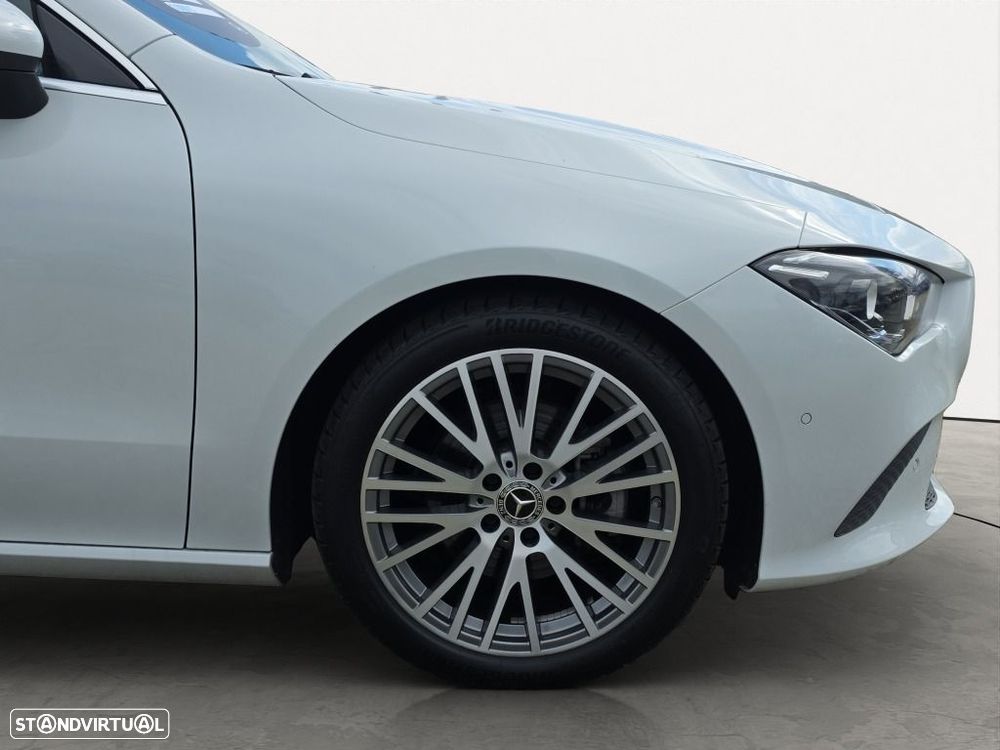 Mercedes-Benz CLA 180 - 6
