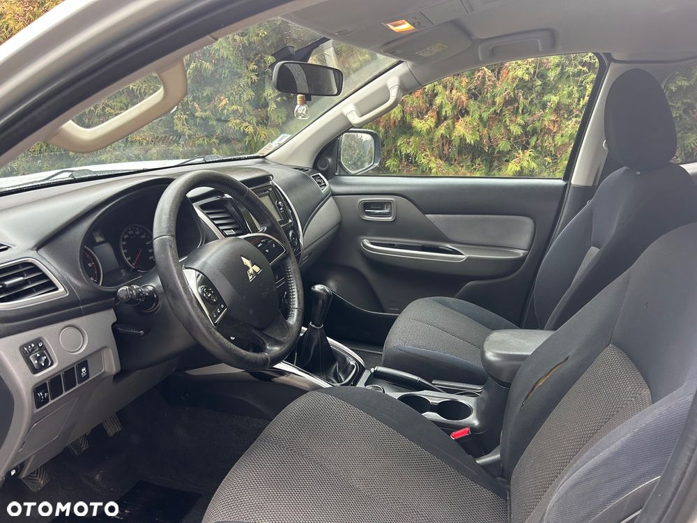 Mitsubishi L200 Pick Up 4x4 S&S Club Cab Diamant Edition - 29