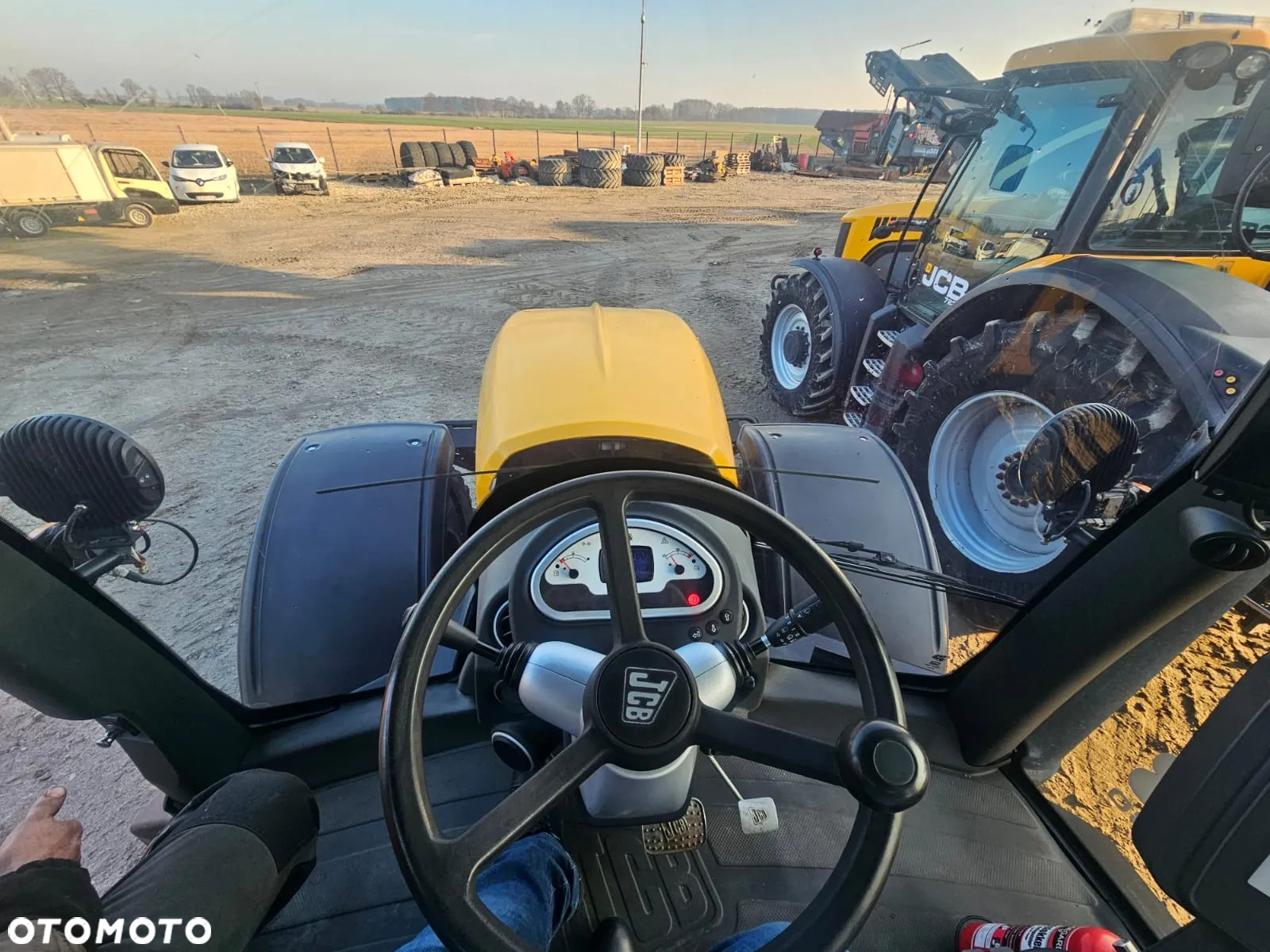 JCB Fastrac 7230 - 18