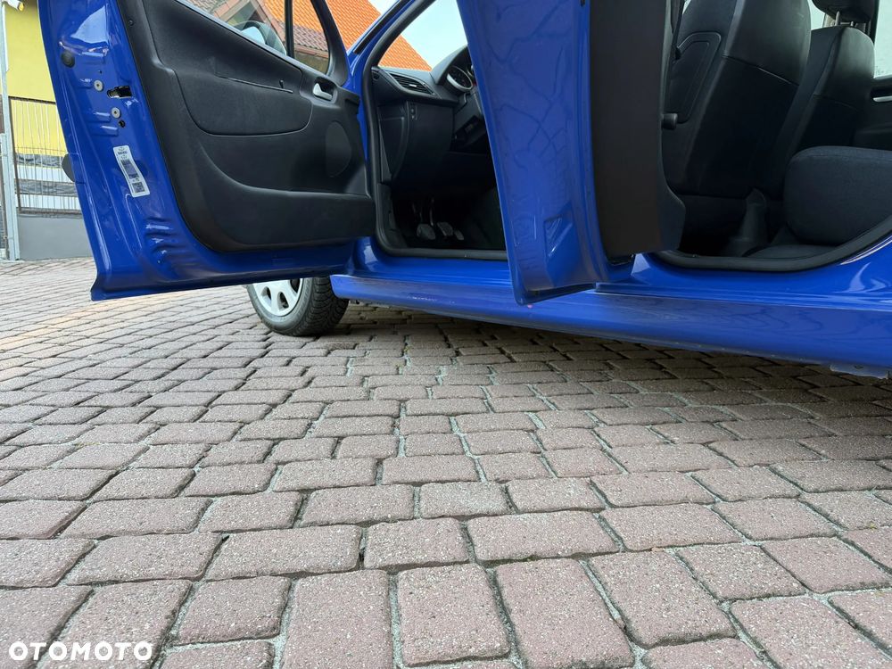 Peugeot 207 1.4 Trendy - 23