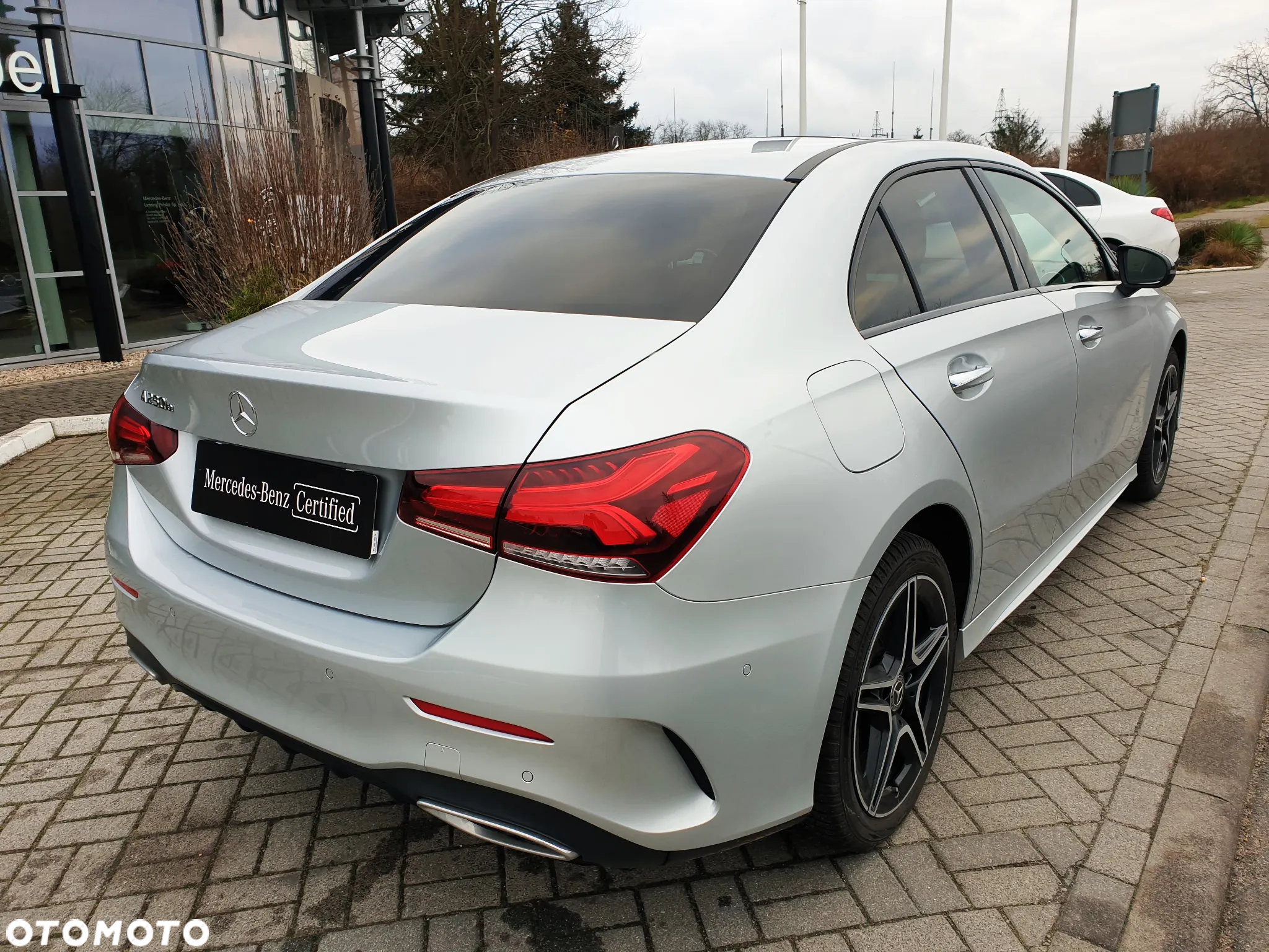 Mercedes-Benz Klasa A 250 E AMG Line 8G-DCT - 7
