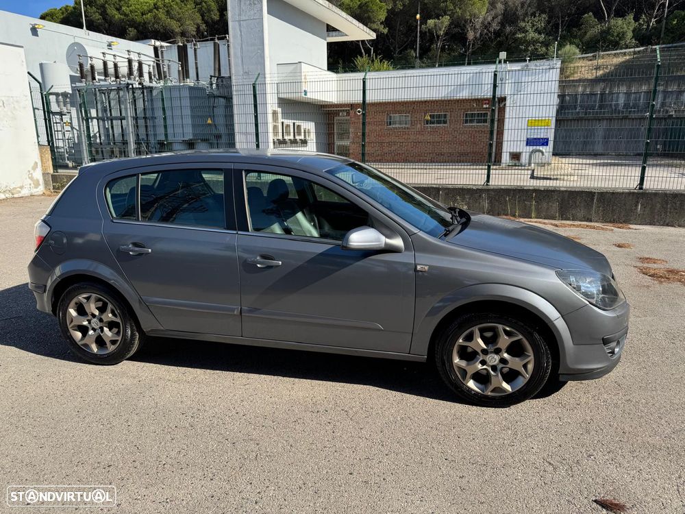 Opel Astra 1.7 CDTi Cosmo M6 - 11