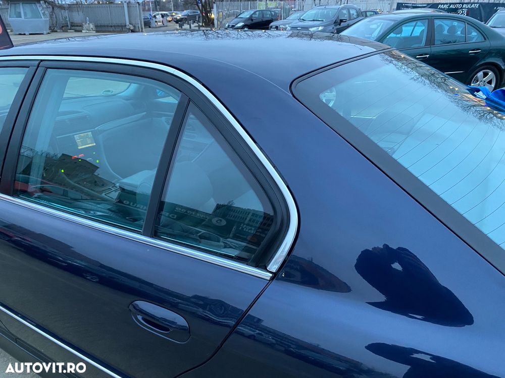 BMW Seria 7 740iA - 29