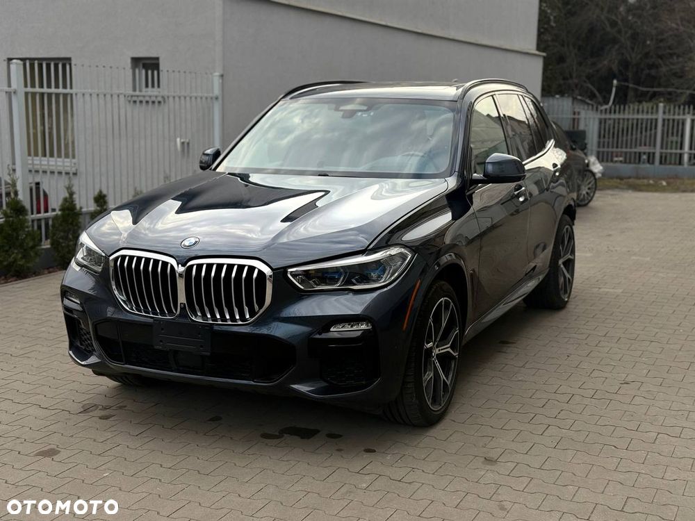 BMW X5 xDrive50i Sport-Aut - 19