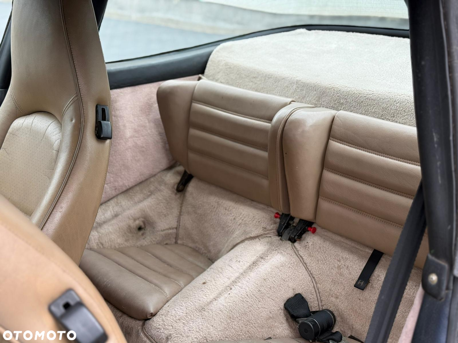 Porsche Inny - 18