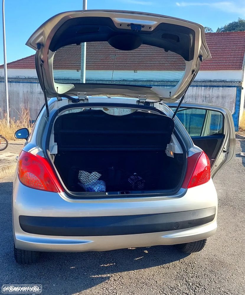 Peugeot 207 1.4 16V Open - 2