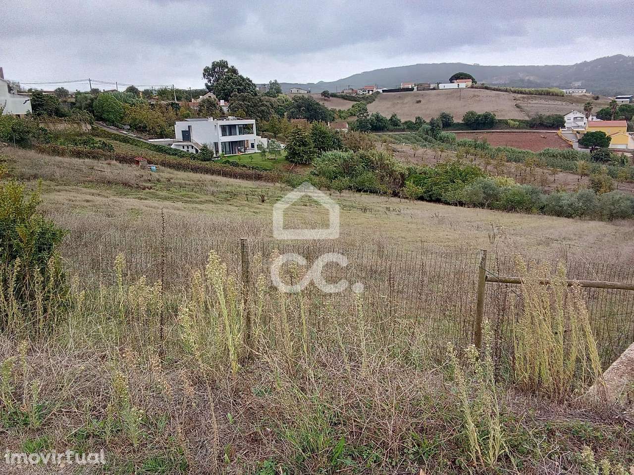 Oportunidade de investimento, Terreno Rústico com potencial de constru - Grande imagem: 2/6