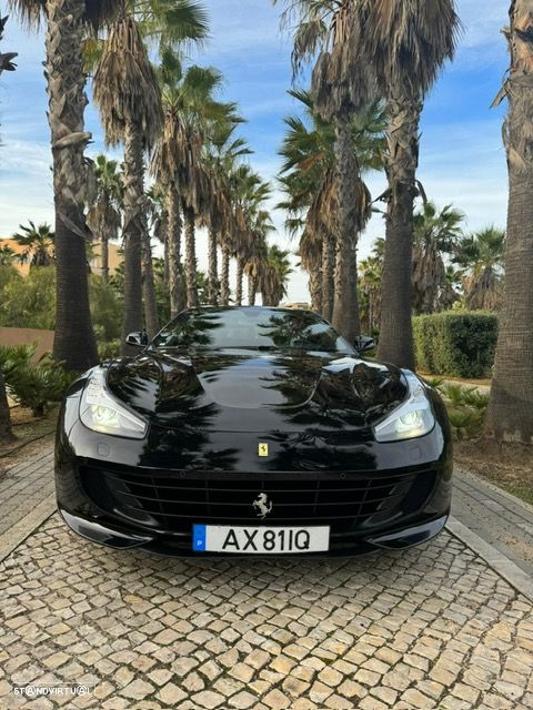 Ferrari GTC4 Lusso - 8