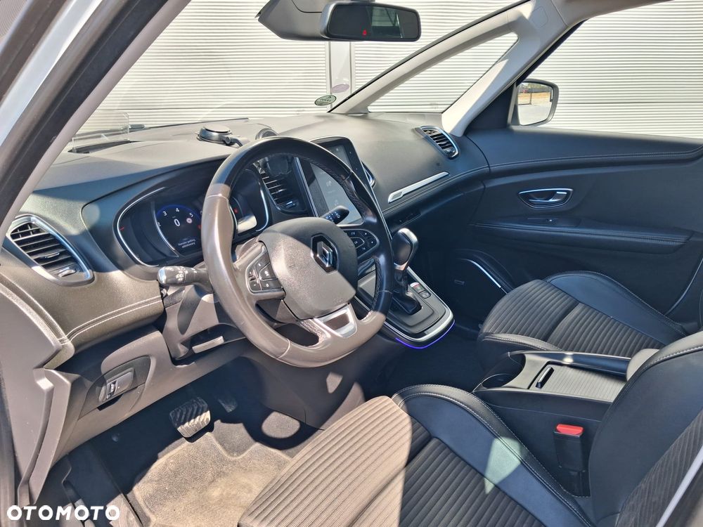 Renault Scenic TCe 140 GPF EDC BUSINESS EDITION - 30