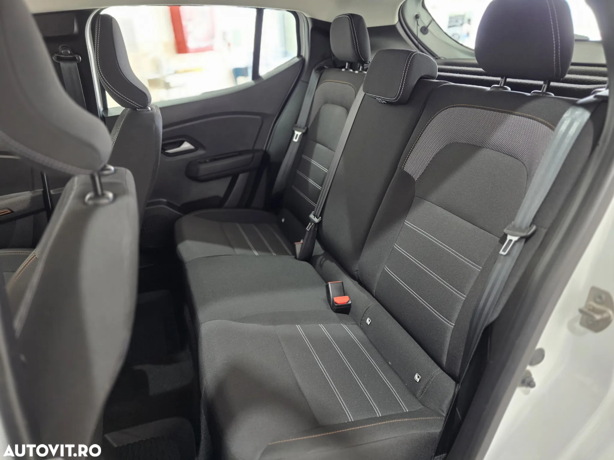 Dacia Sandero Stepway TCe 90 MT6 Comfort - 8