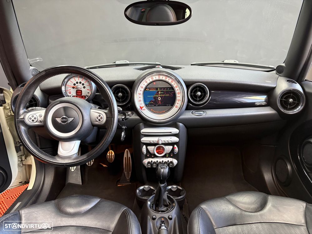 MINI 3 Portas Cooper S - 10