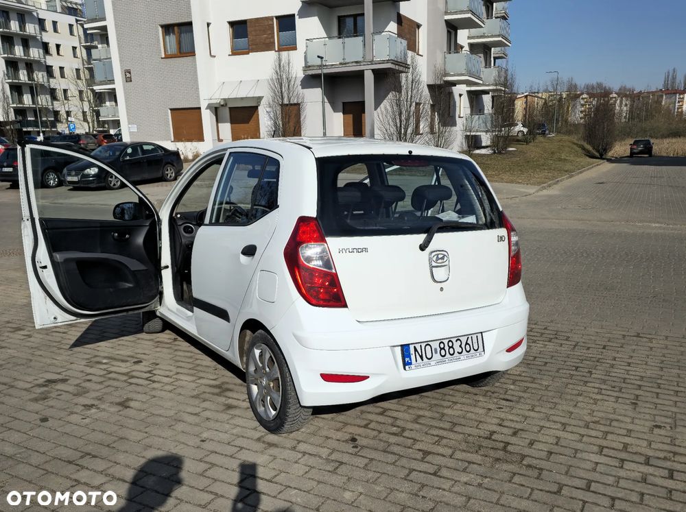 Hyundai i10 1.1 Base - 4