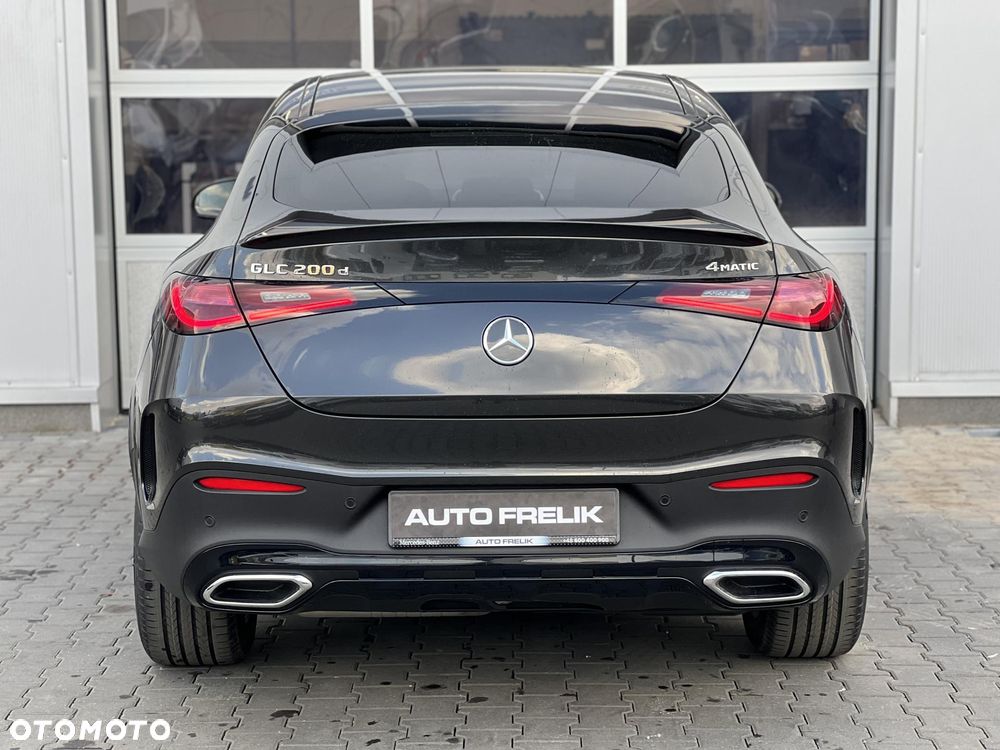 Mercedes-Benz GLC 200 d 4Matic 9G-TRONIC AMG Line Advanced - 8
