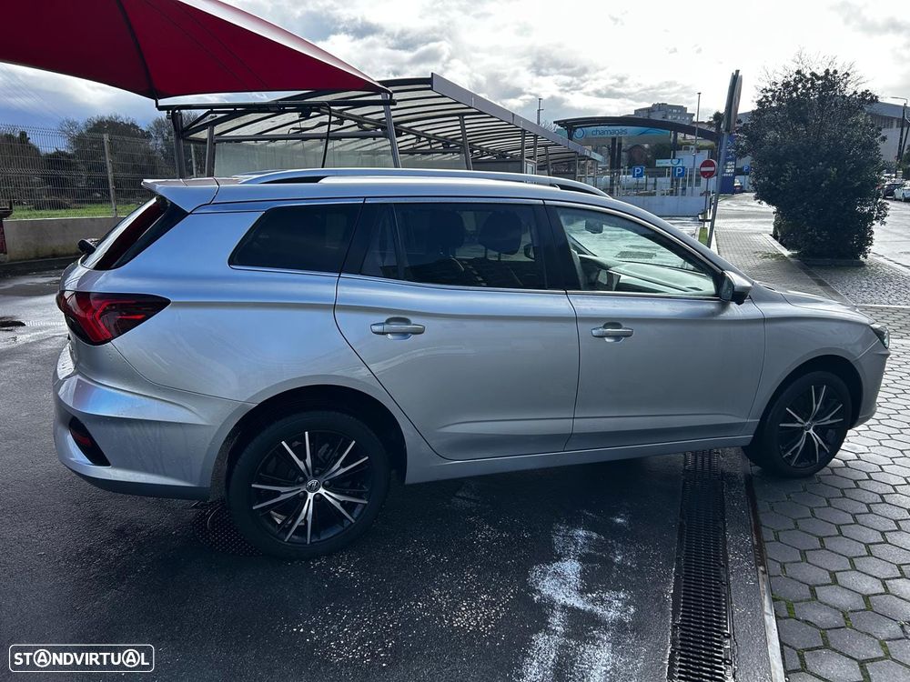 MG MG5 5 Standard Luxury - 11