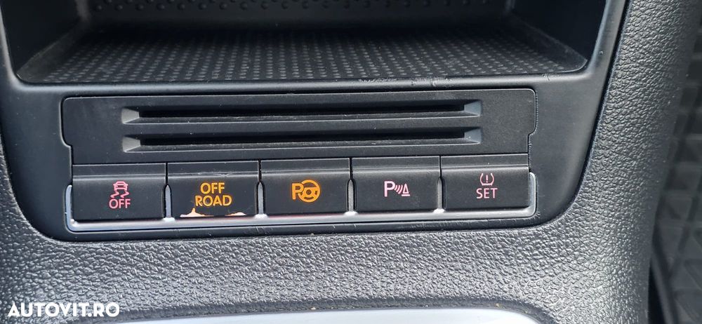 Volkswagen Tiguan 2.0 TDI 4Motion DSG BMT Sport & Style - 9