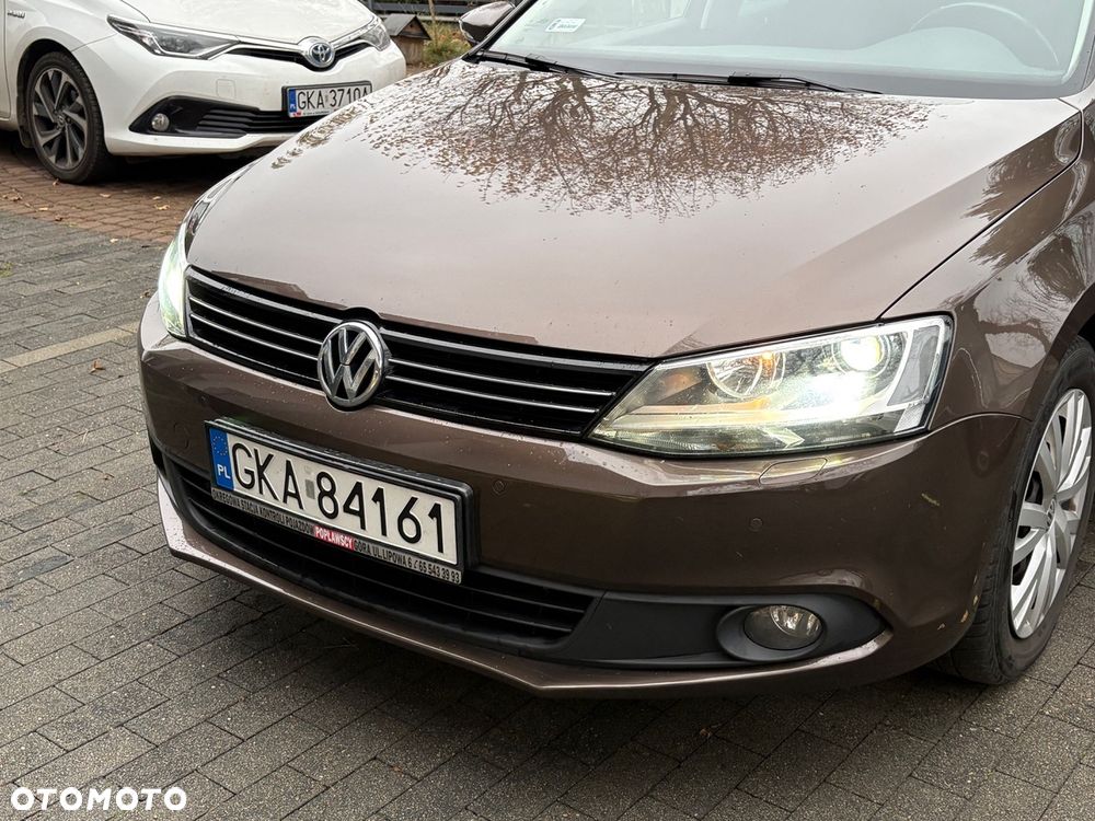 Volkswagen Jetta 1.4 TSI Comfortline - 32