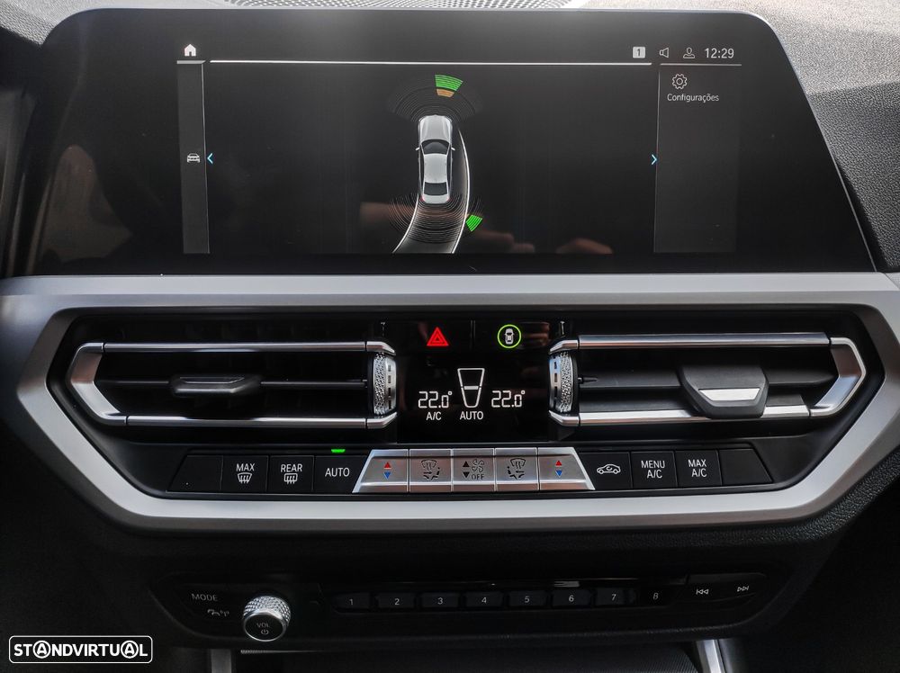 BMW 330 e iPerformance Advantage - 18