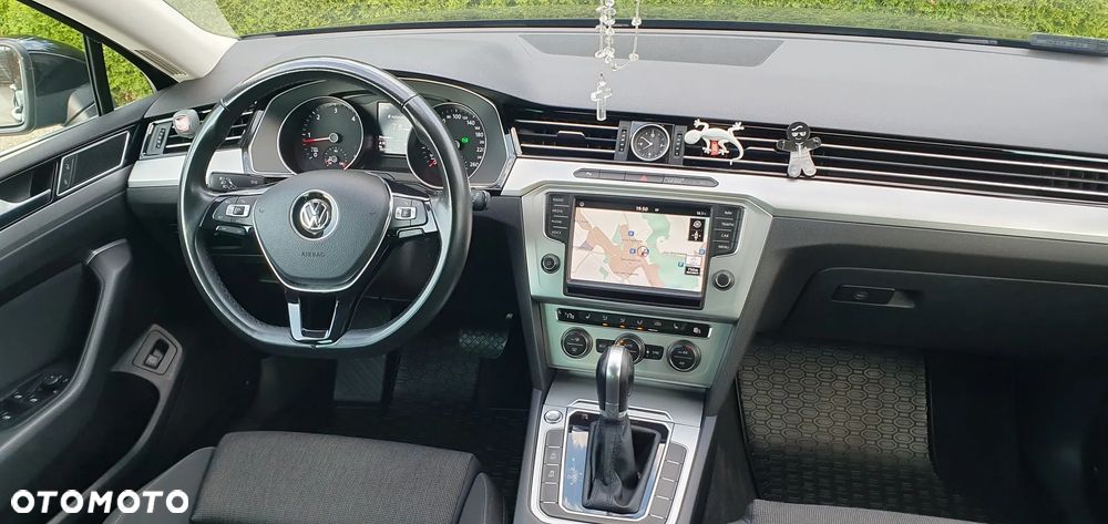 Volkswagen Passat 2.0 TDI SCR (BlueMotion Technology) DSG Highline - 26