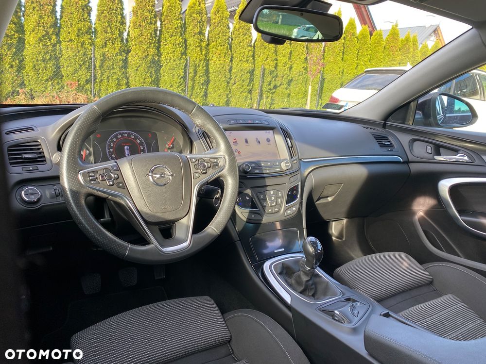 Opel Insignia 1.6 T Cosmo S&S EU6 - 14