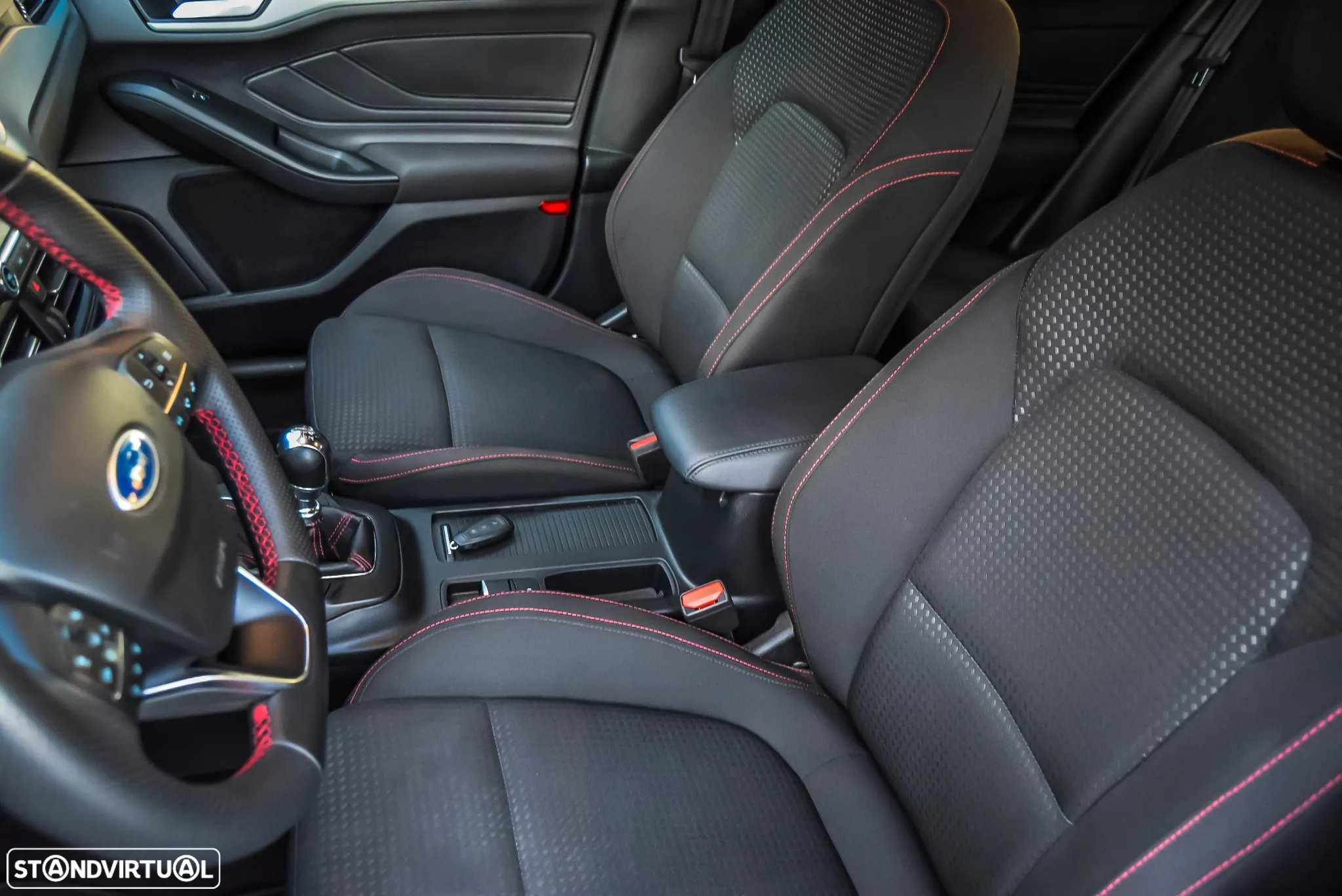 Ford Focus SW 1.0 EcoBoost MHEV ST-Line - 14