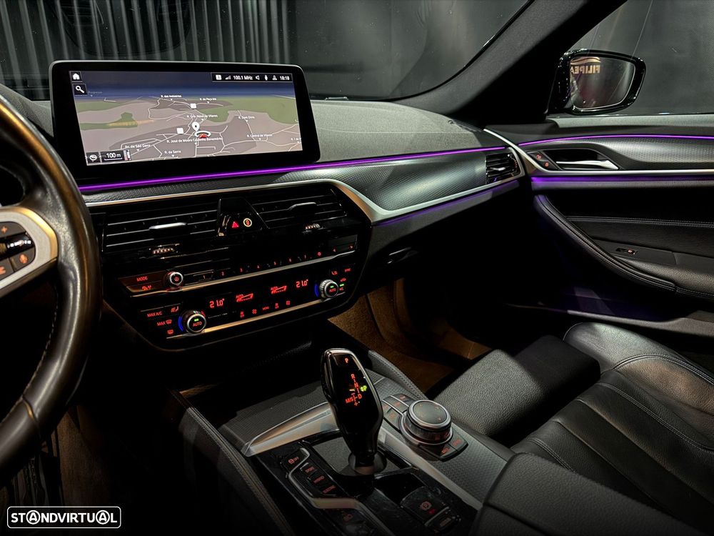 BMW 530 e Pack Desportivo M - 20
