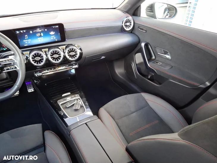 Mercedes-Benz CLA 180 7G-DCT AMG Line - 19