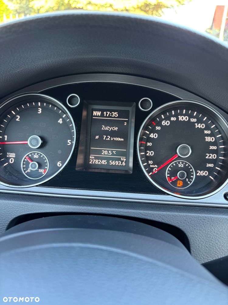 Volkswagen Passat 2.0 TDI BlueMotion Technology Comfortline - 14