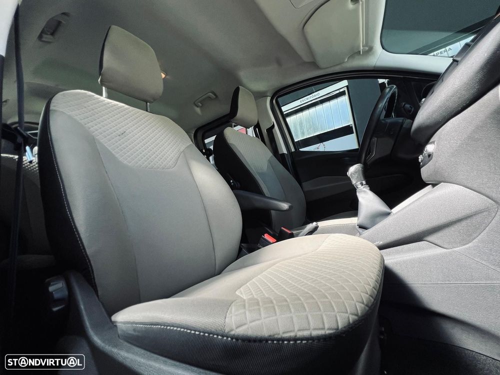 Ford Tourneo Courier 1.0 EcoBoost Titanium - 34