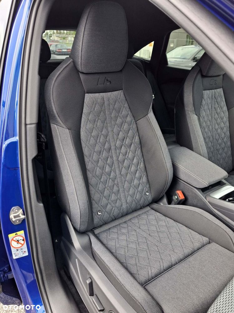 Audi Q5 Sportback - 16