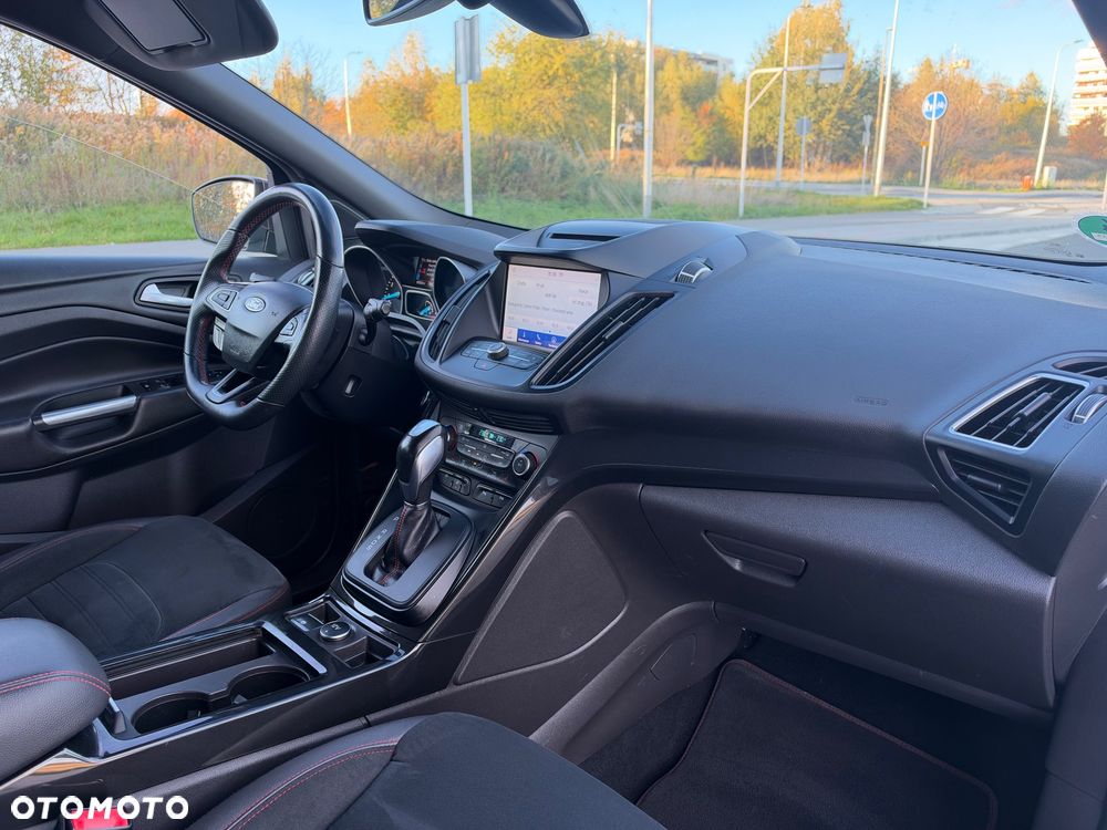 Ford Kuga - 9