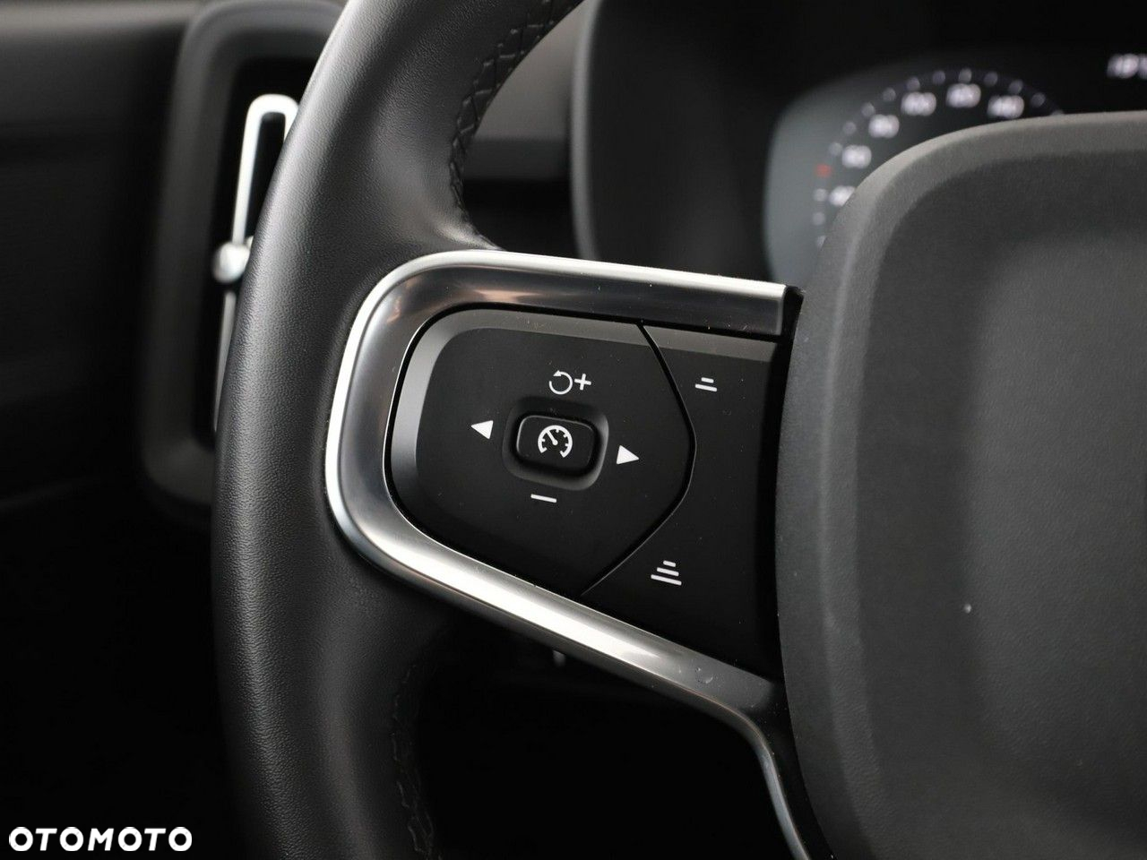 Volvo XC 40 T2 Momentum Core - 30