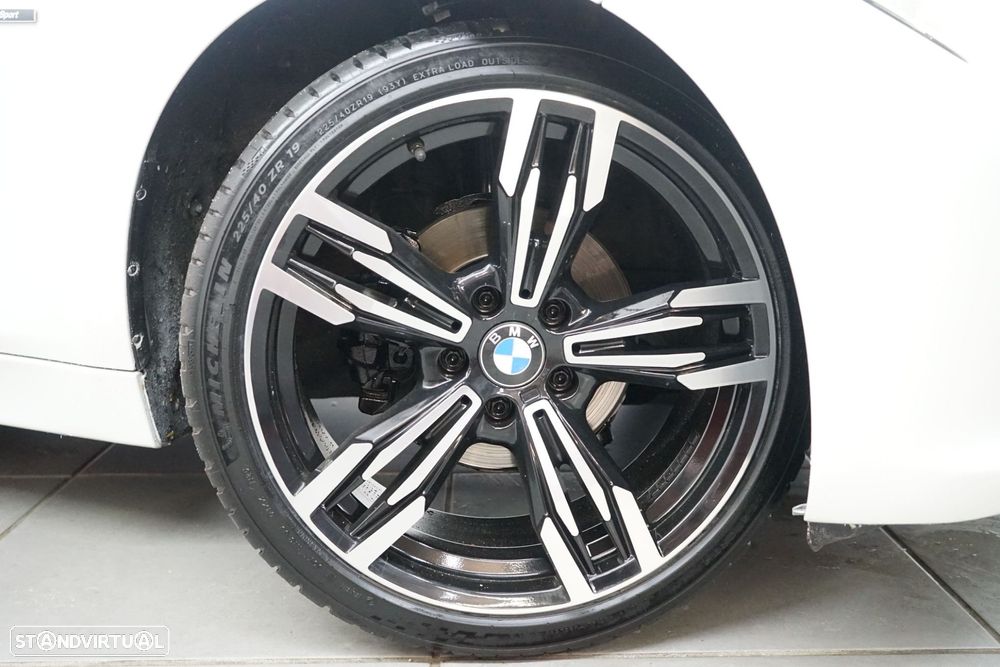 BMW 318 d Touring Line Sport - 10