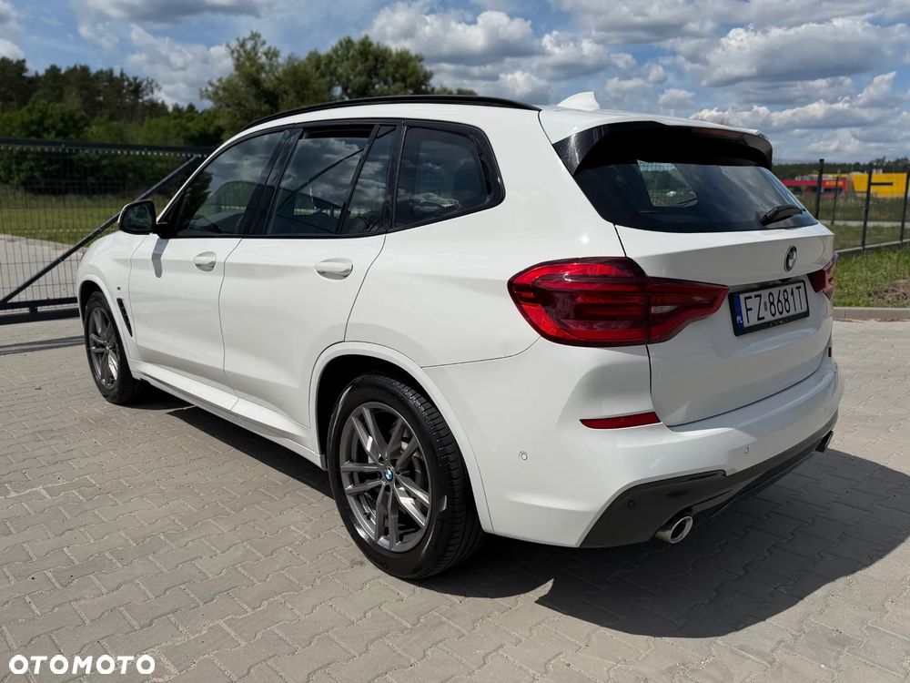 BMW X3 xDrive20d mHEV - 10