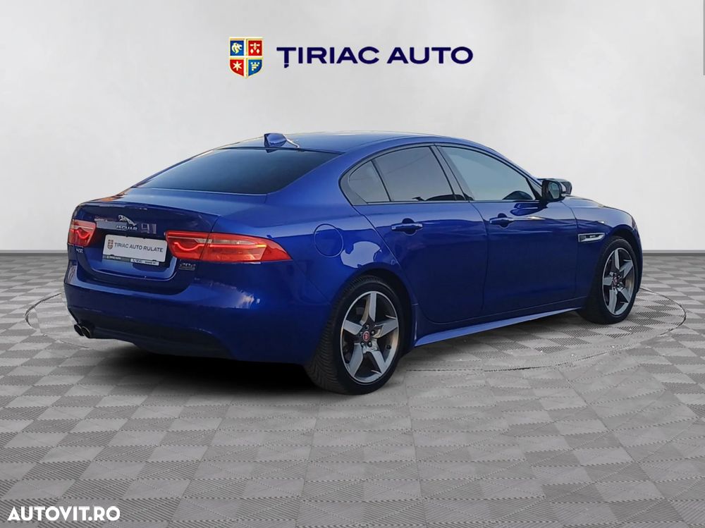 Jaguar XE 2.0 AWD R-Sport - 5