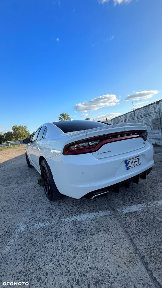 Dodge Charger 5.7 R/T - 3