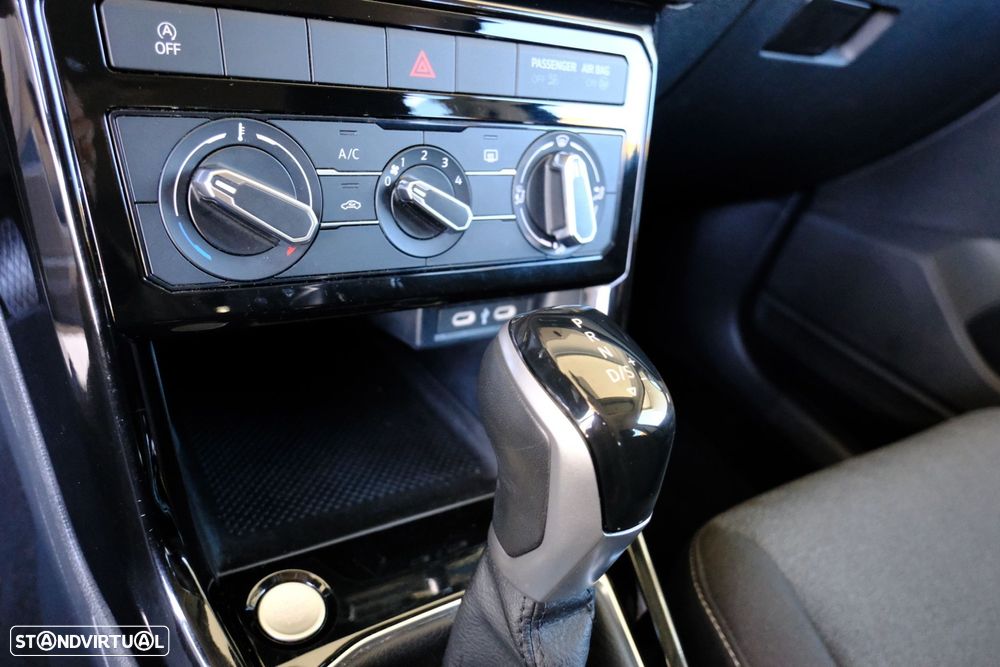 VW T-Cross 1.0 TSI Urban DSG - 20