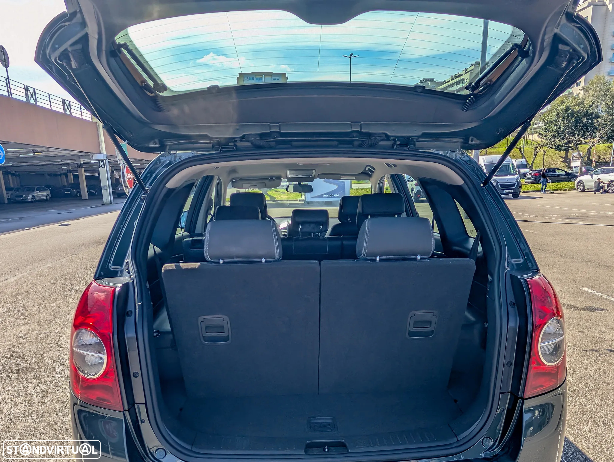 Chevrolet Captiva 2.0 VCDi Seven 7L - 31