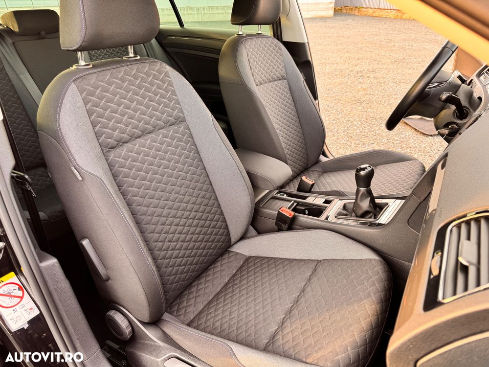 Volkswagen Golf 1.0 TSI Comfortline - 12